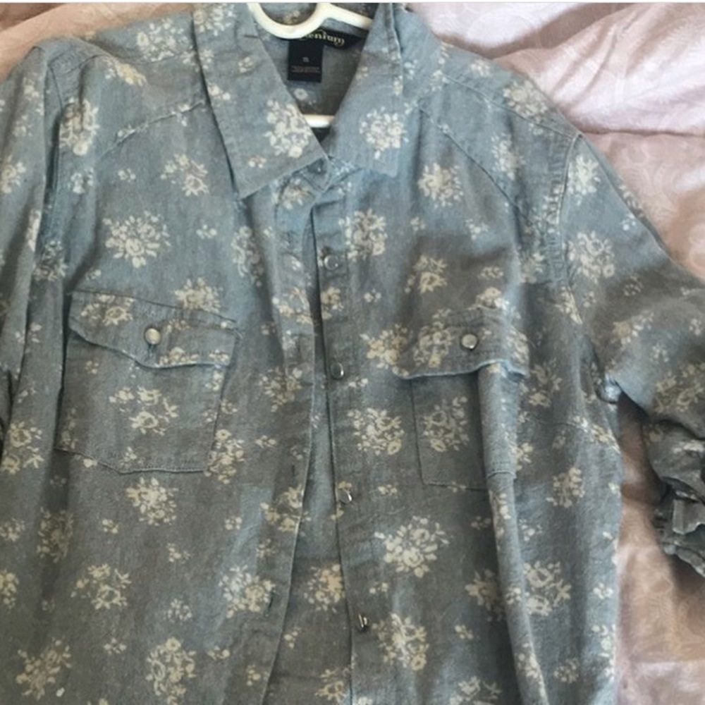 Floral button up